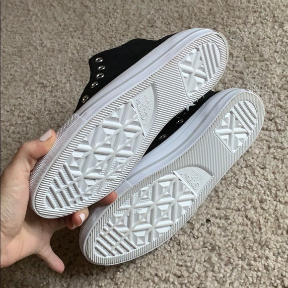 Converse High Tops - Picture 6 of 9
